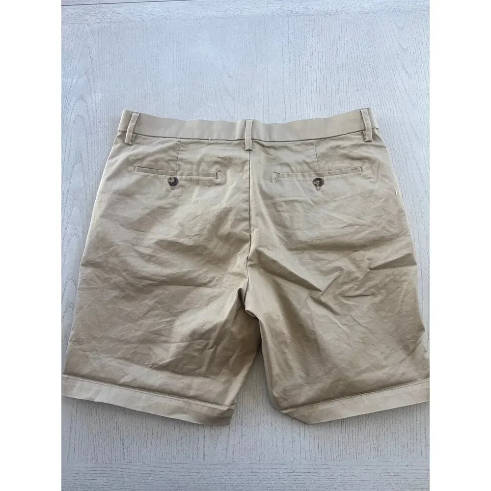 Banana Republic Men's Chino Khaki Shorts Size 36